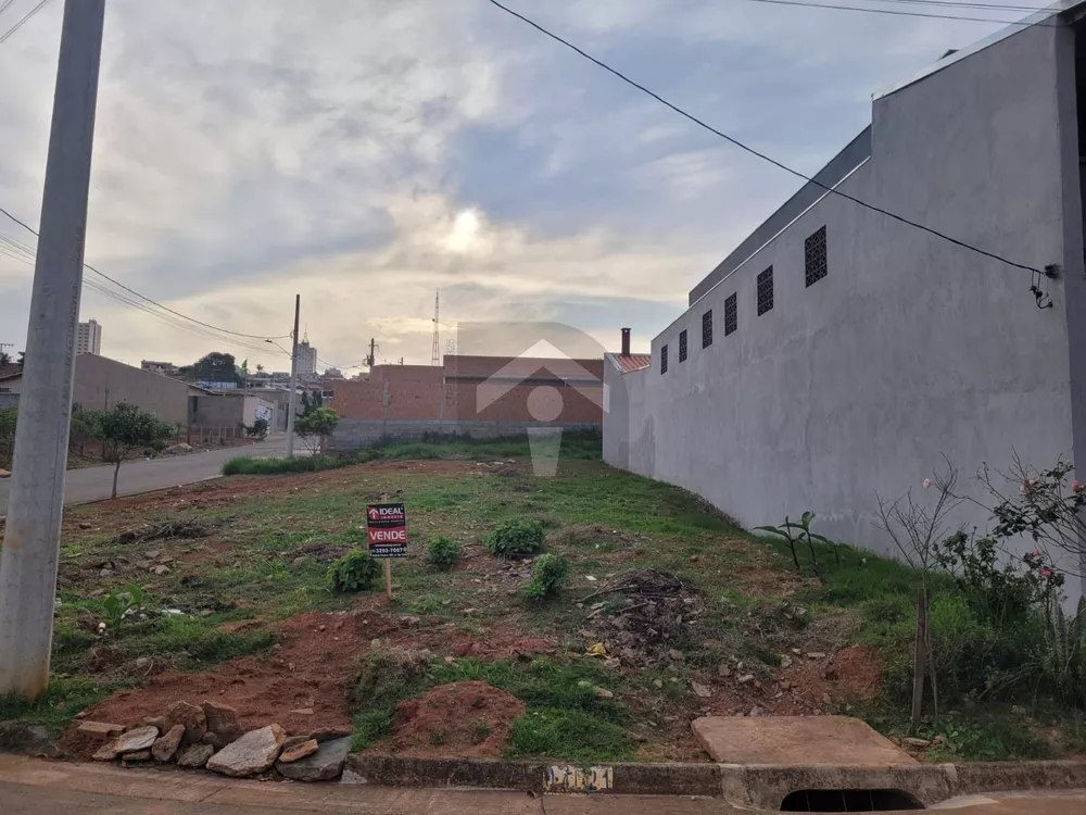 Terreno à venda, 300m² - Foto 3