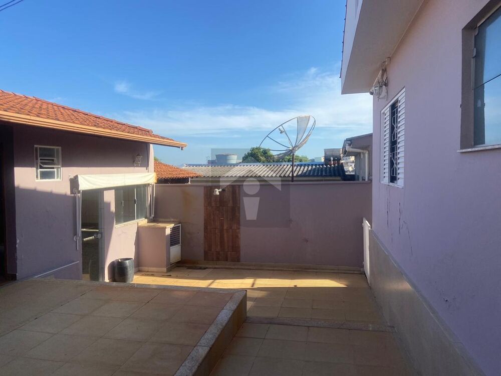 Casa, 3 quartos, 200 m² - Foto 11