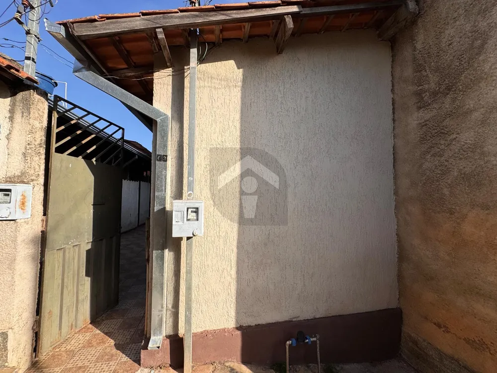 Casa, 3 quartos, 79 m² - Foto 2