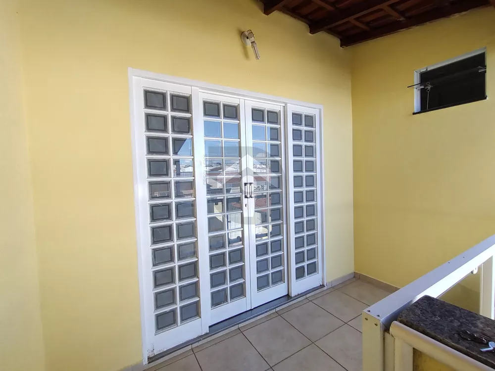 Casa, 3 quartos, 250 m² - Foto 3