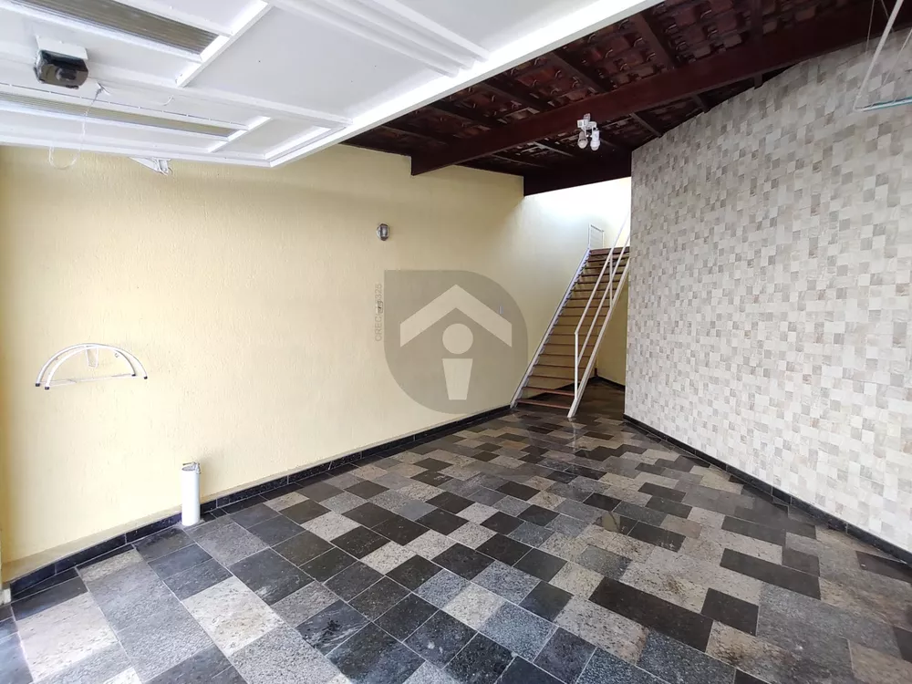 Casa, 3 quartos, 250 m² - Foto 2