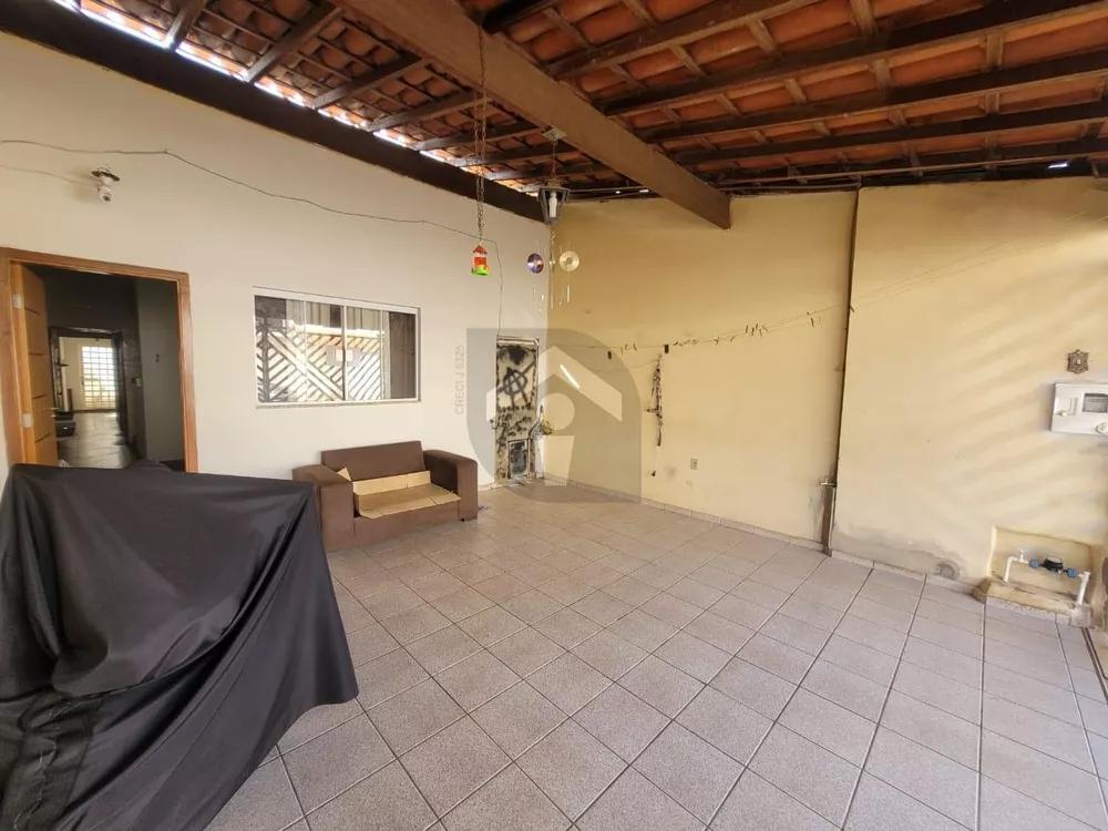 Casa, 5 quartos, 240 m² - Foto 4