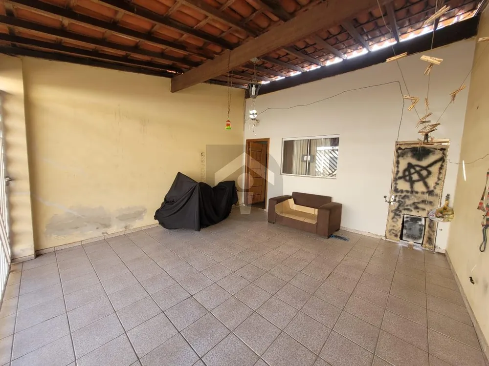 Casa, 5 quartos, 240 m² - Foto 2