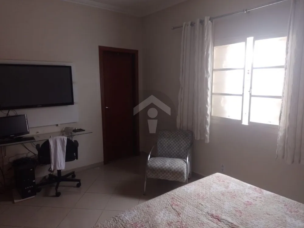Casa, 3 quartos, 220 m² - Foto 8