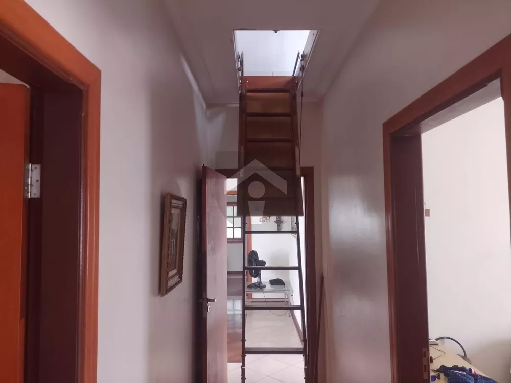 Casa, 3 quartos, 220 m² - Foto 4