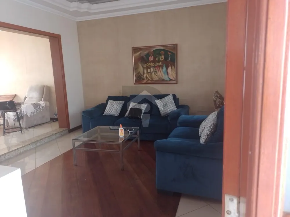Casa, 3 quartos, 220 m² - Foto 2