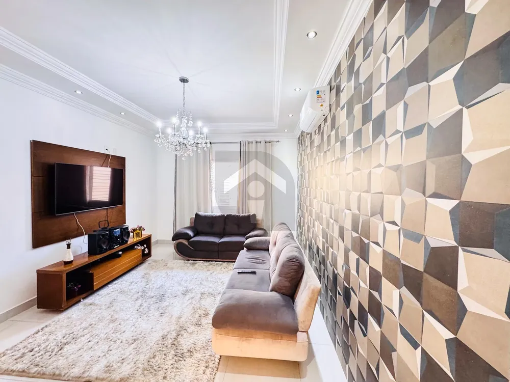 Casa, 2 quartos, 155 m² - Foto 1