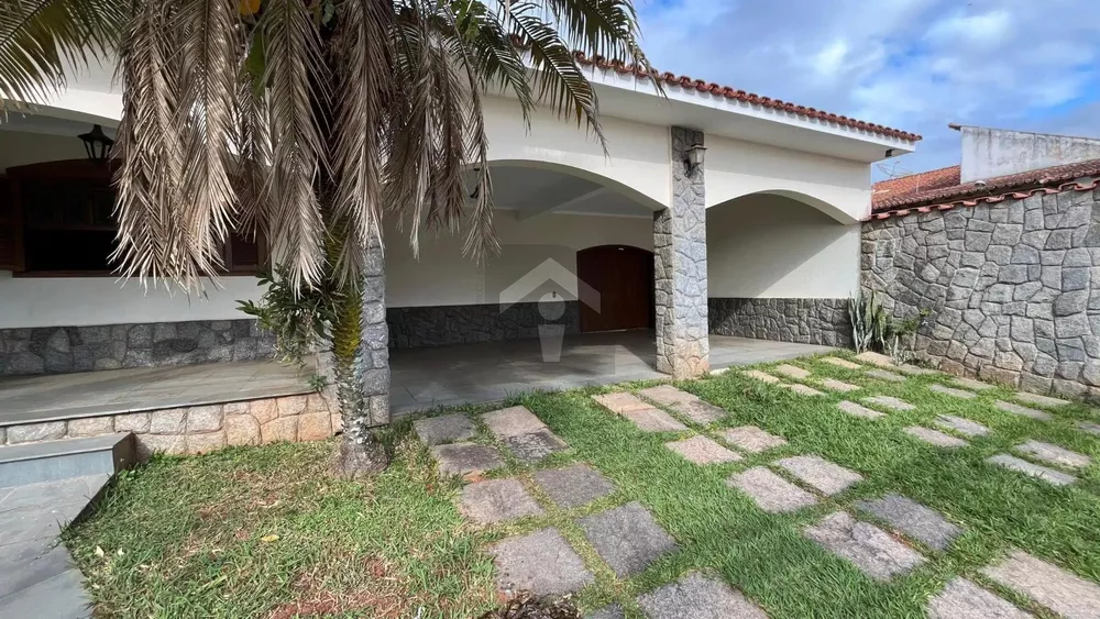 Casa, 4 quartos, 570 m² - Foto 1