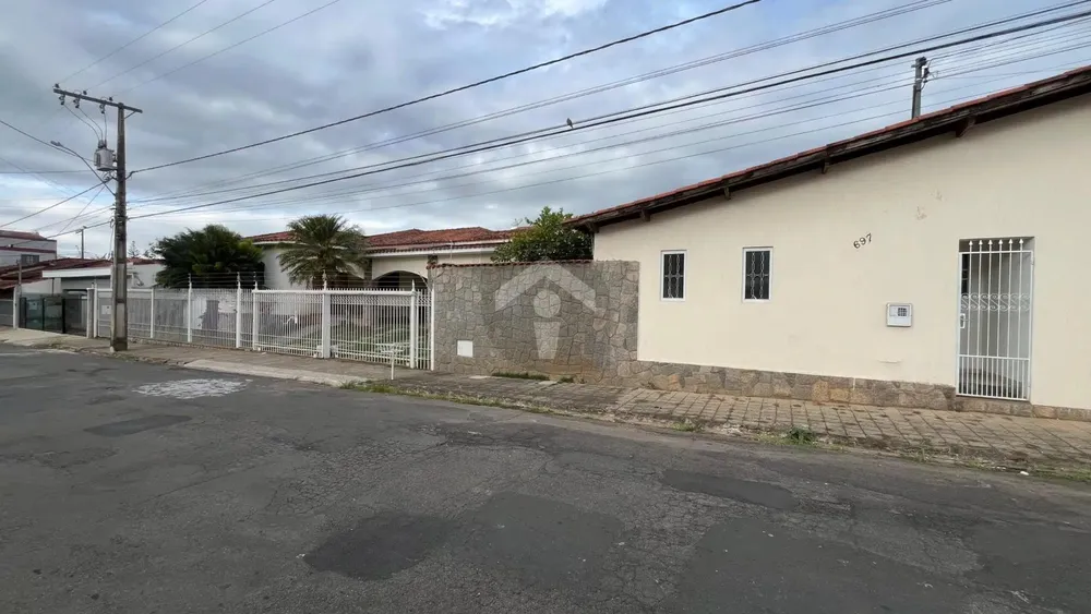 Casa, 4 quartos, 570 m² - Foto 1