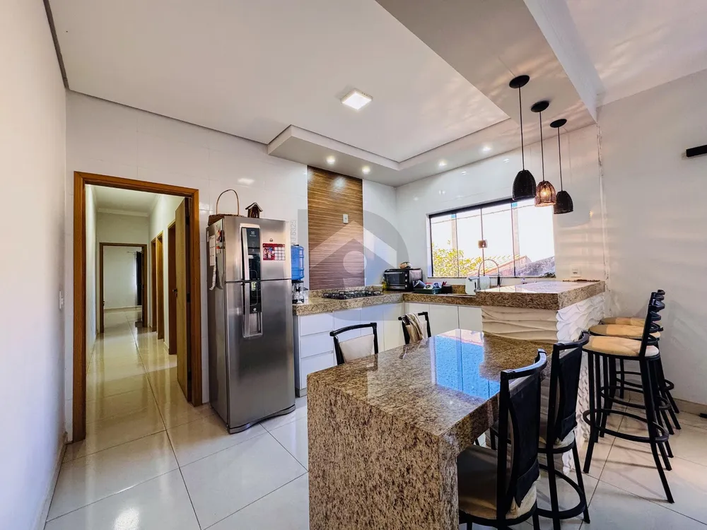 Casa, 3 quartos, 140 m² - Foto 3
