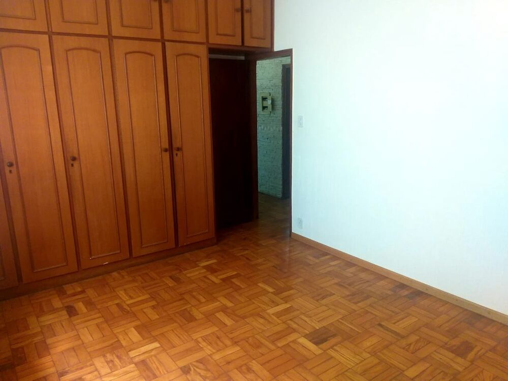 Casa, 4 quartos, 239 m² - Foto 4