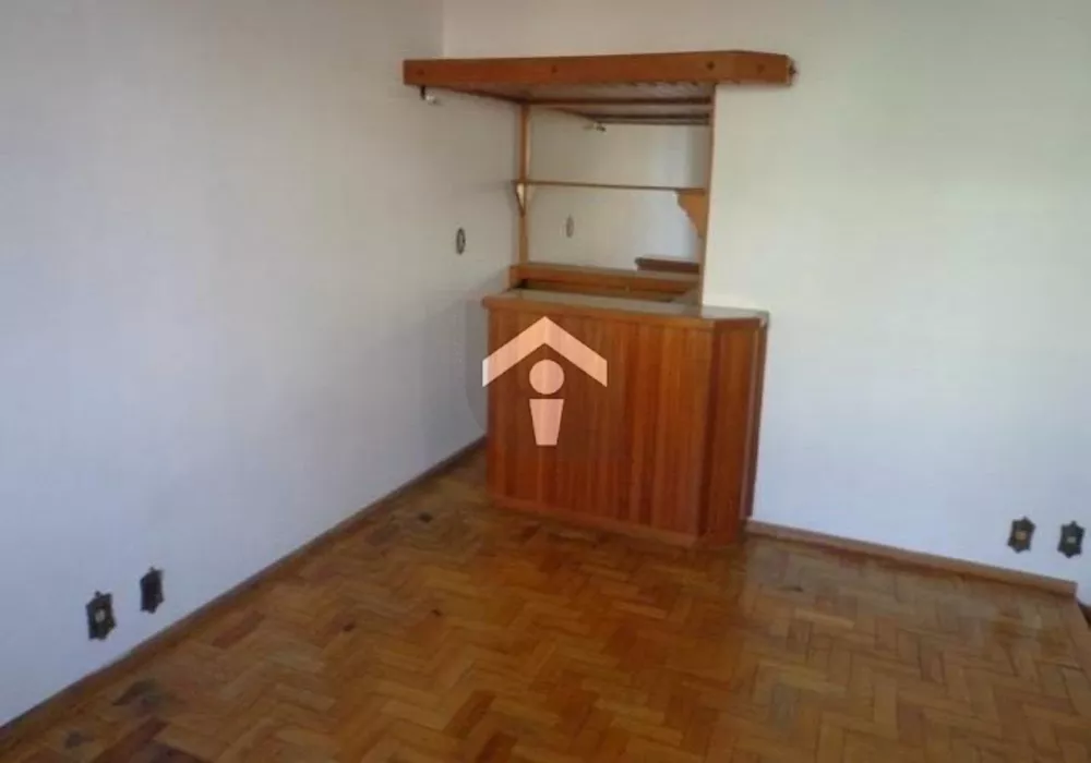 Casa, 3 quartos, 215 m² - Foto 1