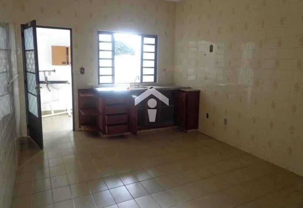 Casa, 3 quartos, 215 m² - Foto 13