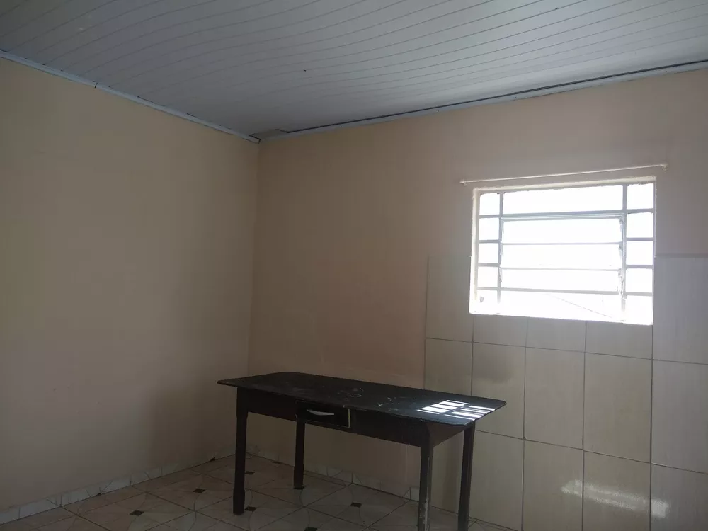 Casa à venda com 3 quartos, 80m² - Foto 4