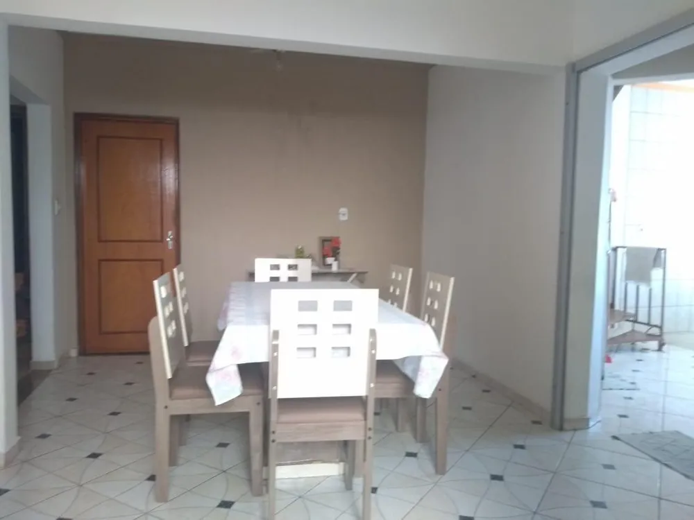 Casa, 4 quartos, 247 m² - Foto 6