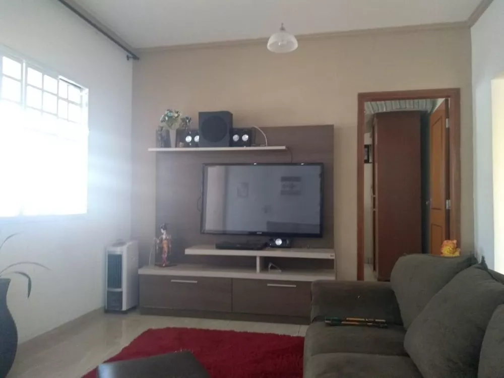 Casa, 4 quartos, 247 m² - Foto 3