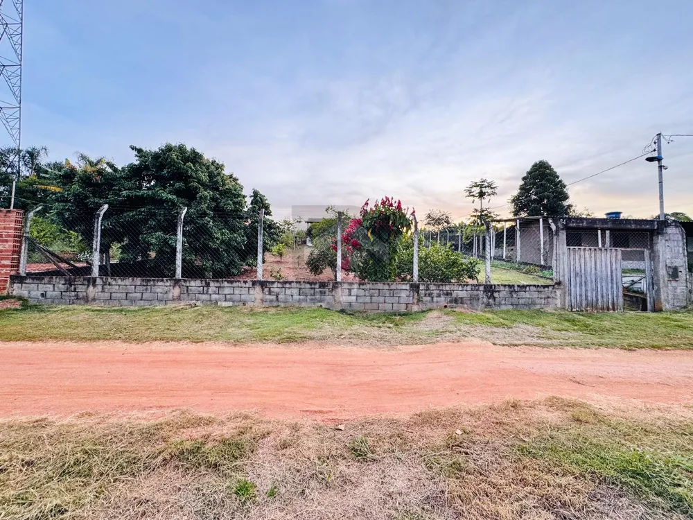 Sítio, 2 quartos, 1400 m² - Foto 1