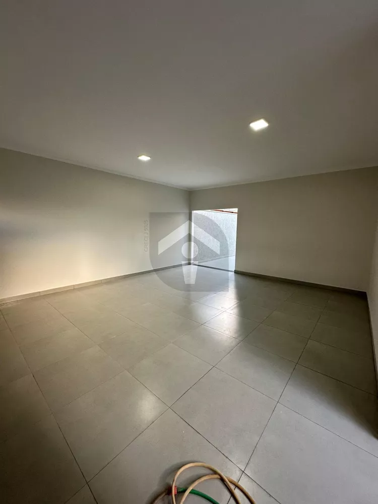 Casa, 3 quartos, 243 m² - Foto 4