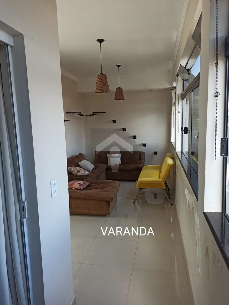 Casa, 3 quartos, 264 m² - Foto 4