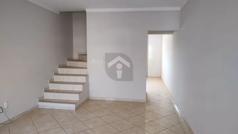 Apartamento para alugar com 2 quartos, 103m² - Foto 3