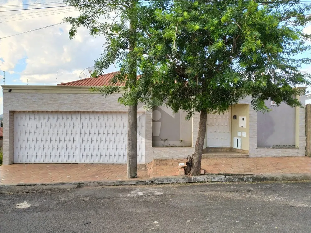 Casa, 7 quartos, 360 m² - Foto 1