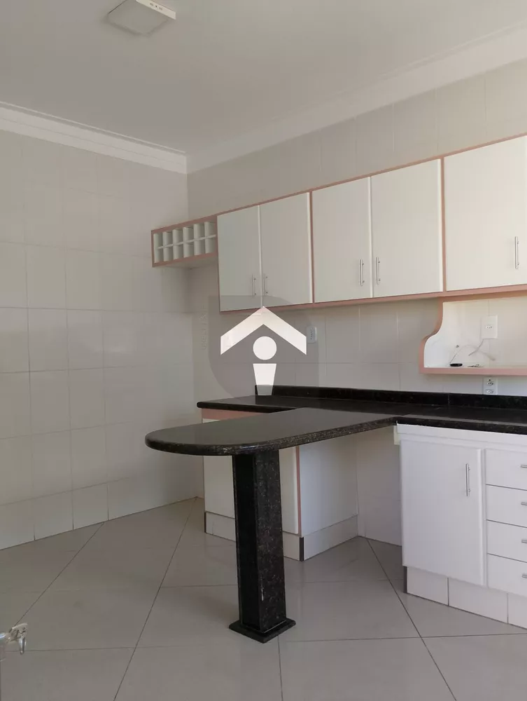 Casa, 3 quartos, 195 m² - Foto 3