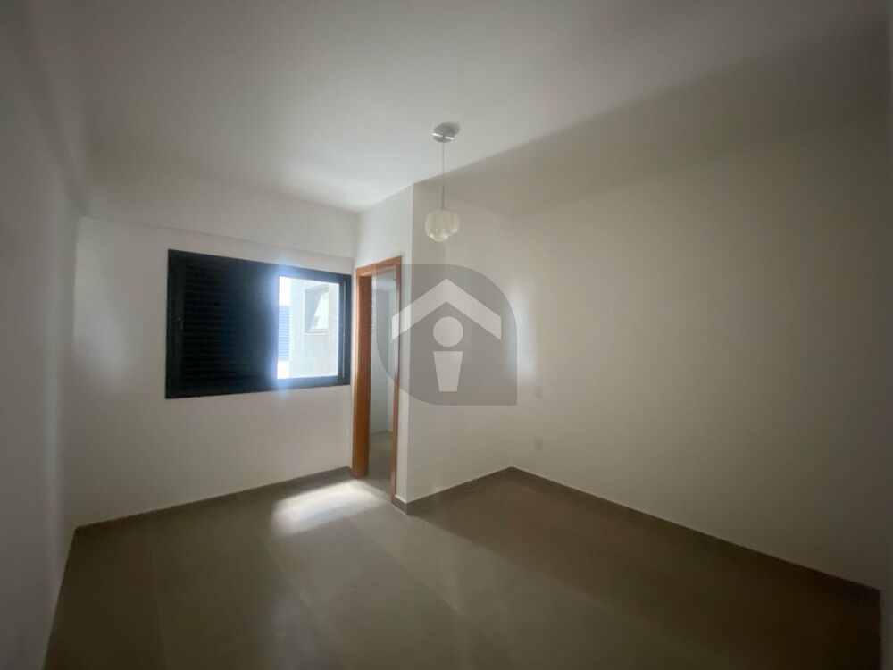 Apartamento à venda com 2 quartos, 63m² - Foto 4