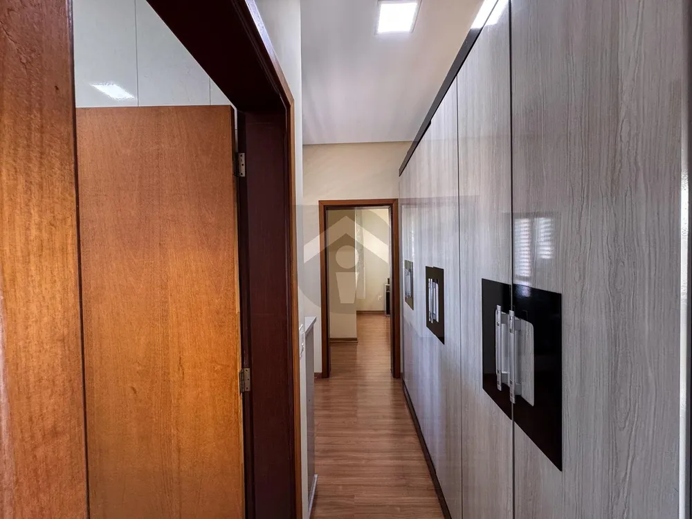 Casa, 4 quartos, 260 m² - Foto 9