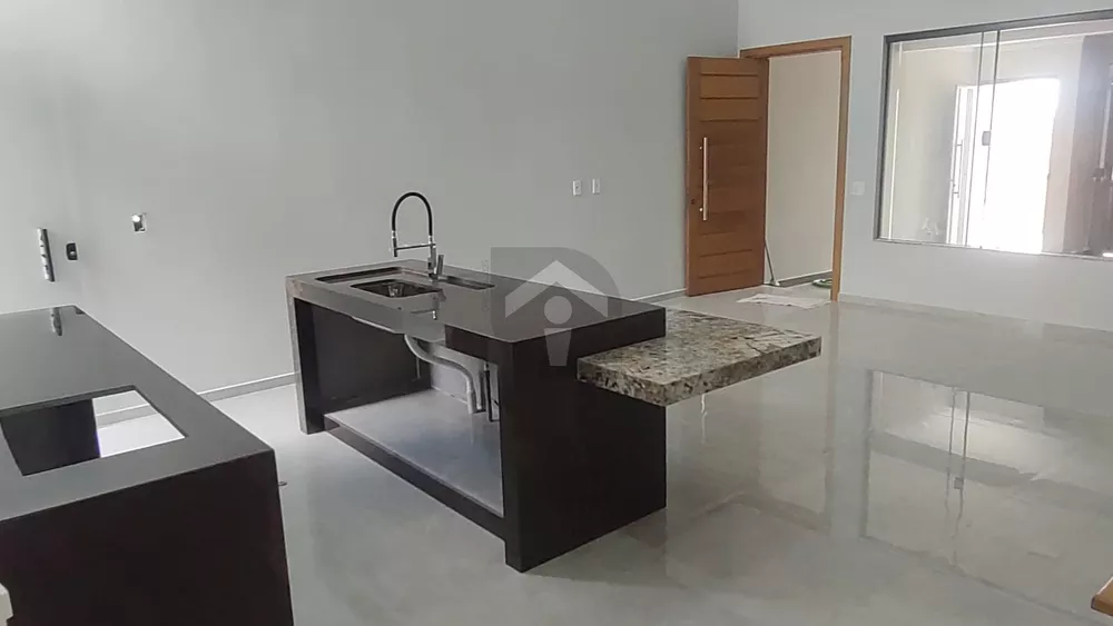 Casa, 3 quartos, 180 m² - Foto 1