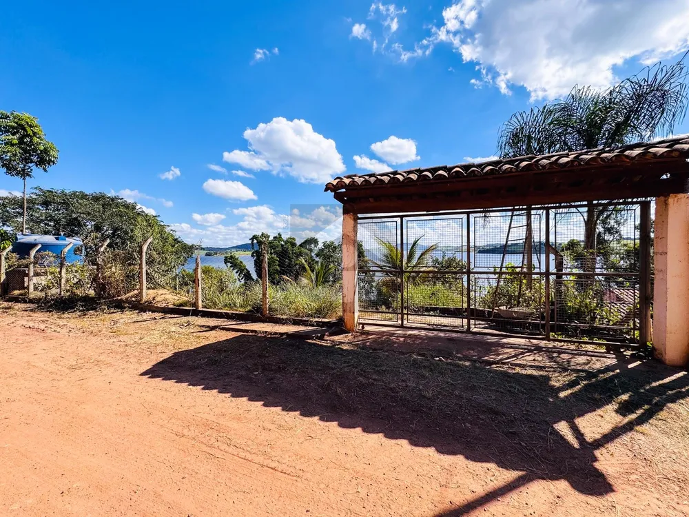 Chácara, 3 quartos, 2000 m² - Foto 1
