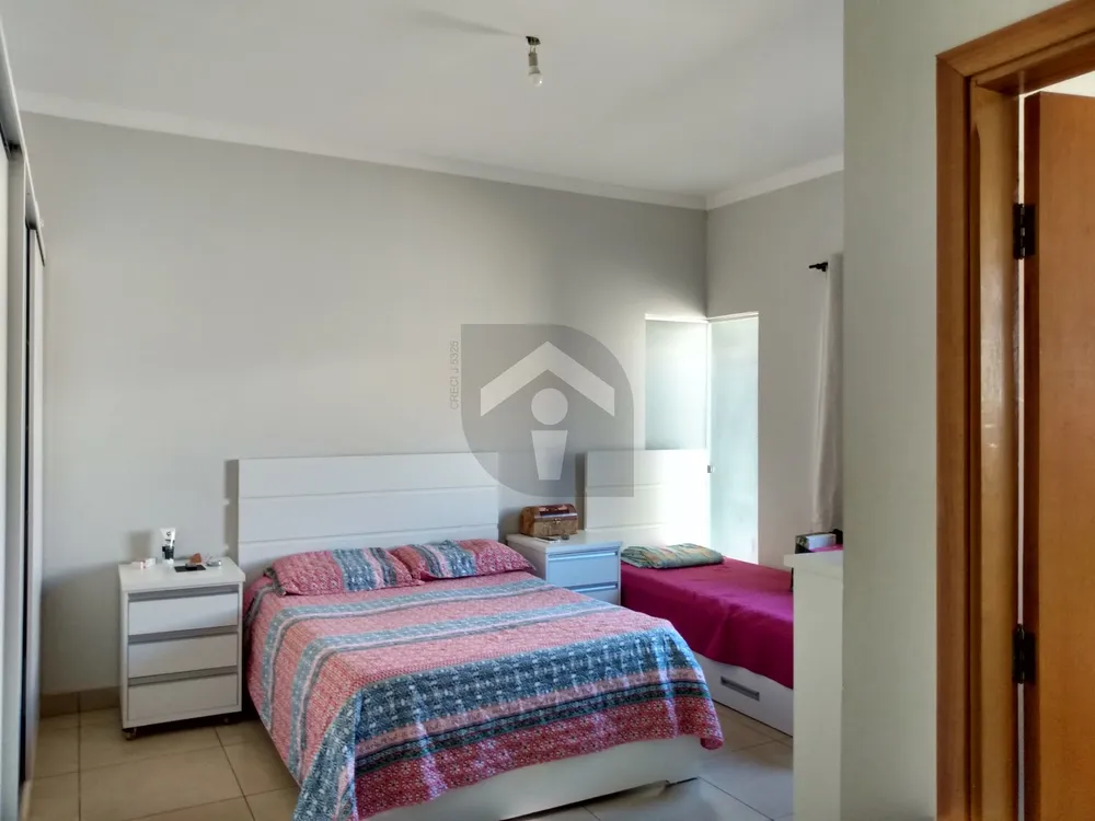 Casa, 2 quartos, 200 m² - Foto 13