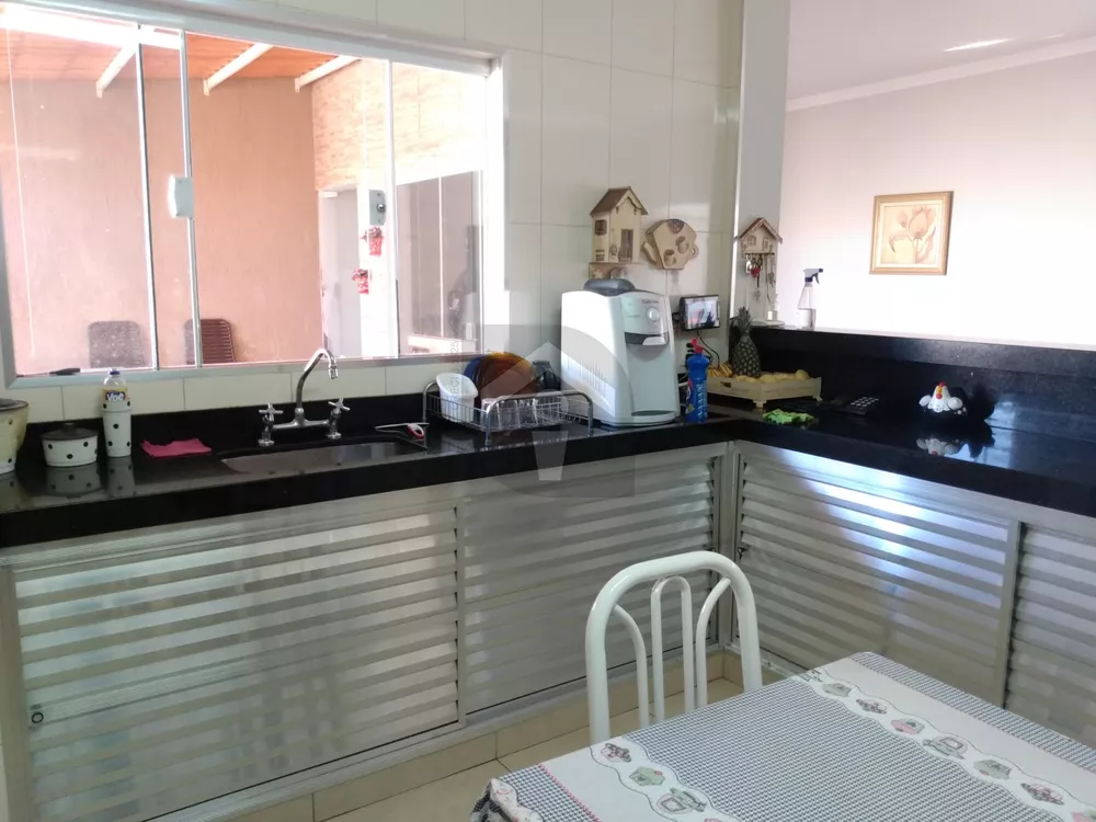 Casa, 2 quartos, 200 m² - Foto 6