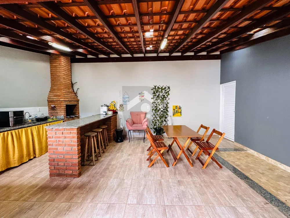 Casa, 3 quartos, 230 m² - Foto 4