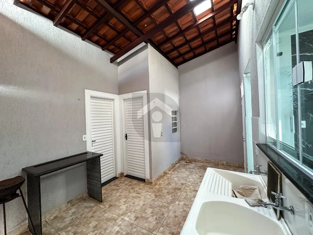 Casa, 3 quartos, 208 m² - Foto 6