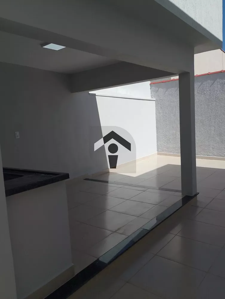 Casa à venda com 2 quartos, 165m² - Foto 9