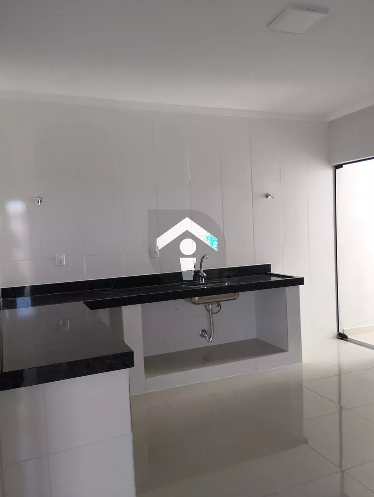 Casa à venda com 2 quartos, 165m² - Foto 15