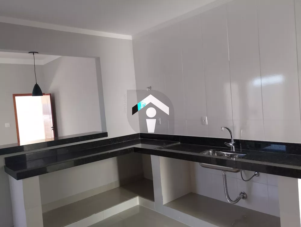 Casa à venda com 2 quartos, 165m² - Foto 12