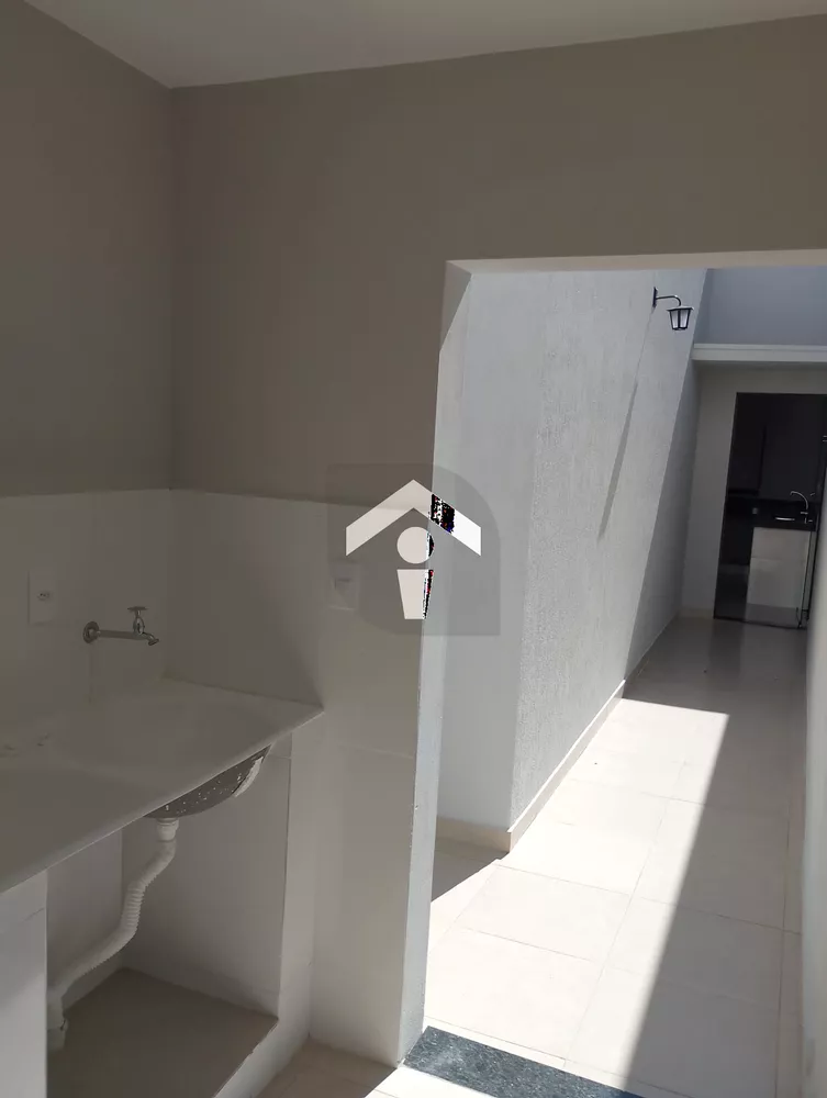 Casa à venda com 2 quartos, 165m² - Foto 10