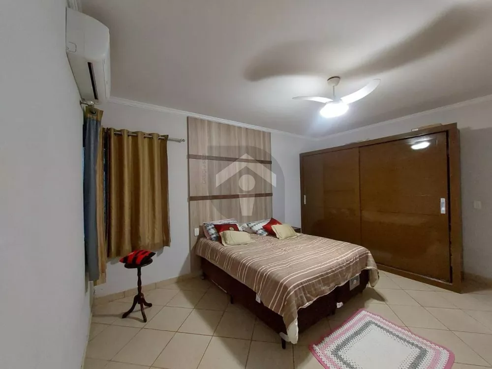 Casa, 4 quartos, 250 m² - Foto 2