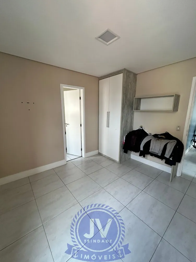 Apartamento, 3 quartos, 260 m² - Foto 3