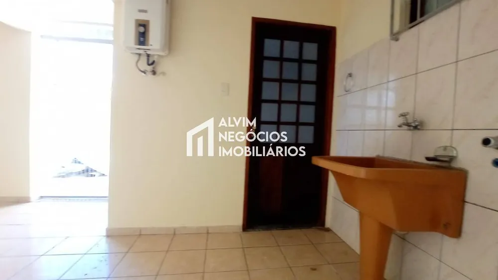 Casa, 4 quartos, 274 m² - Foto 8