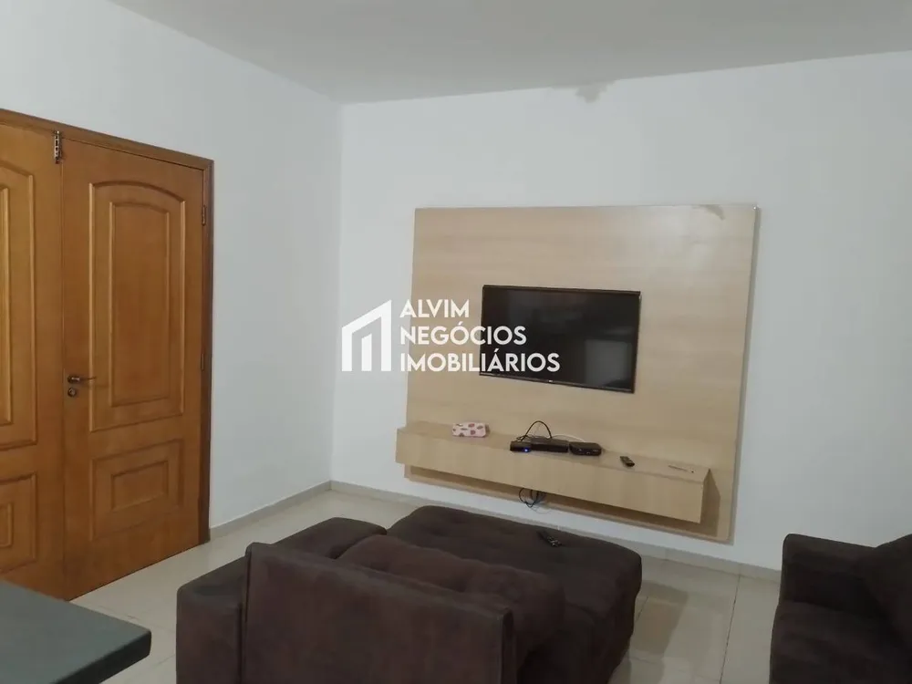 Casa, 2 quartos, 70 m² - Foto 1