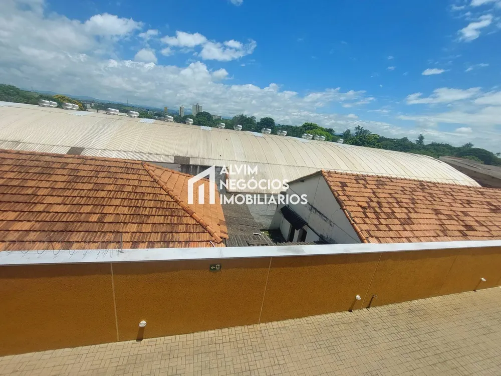 Casa, 4 quartos, 227 m² - Foto 13