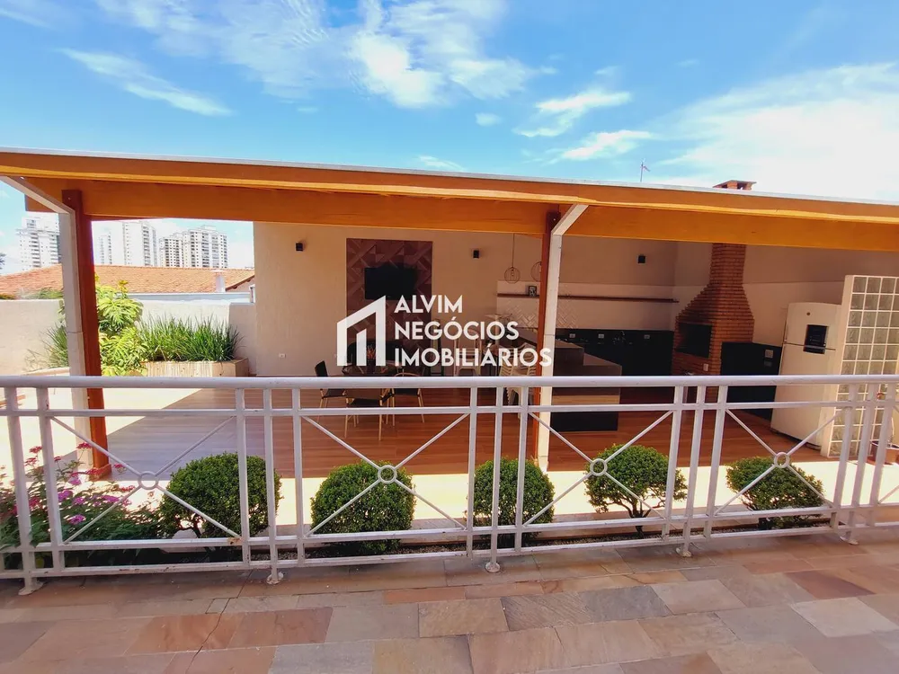 Sobrado, 3 quartos, 262 m² - Foto 3