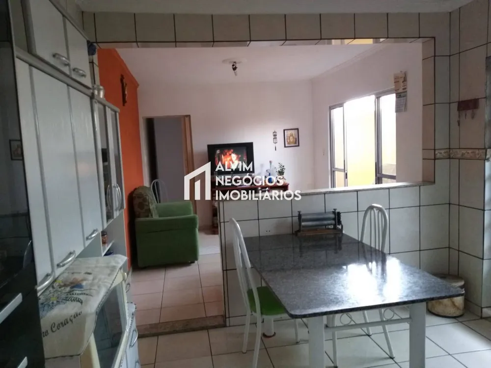 Casa, 3 quartos, 130 m² - Foto 4