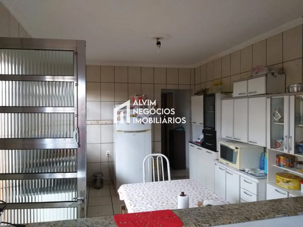 Casa, 3 quartos, 130 m² - Foto 3