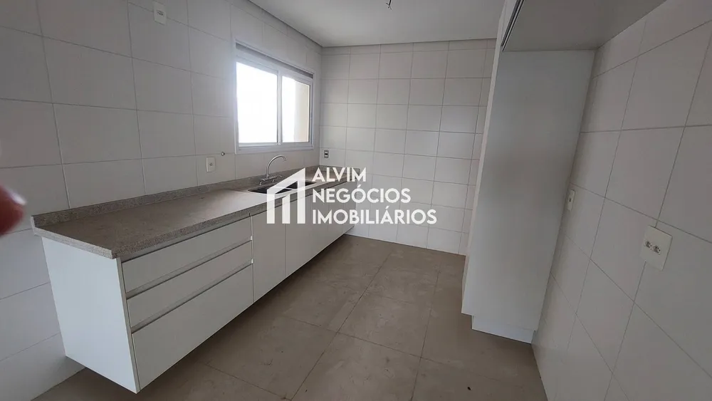Apartamento, 4 quartos, 245 m² - Foto 2