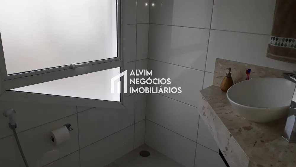 Casa, 3 quartos, 230 m² - Foto 2