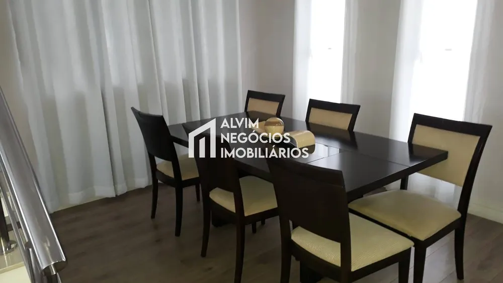 Casa, 3 quartos, 230 m² - Foto 4