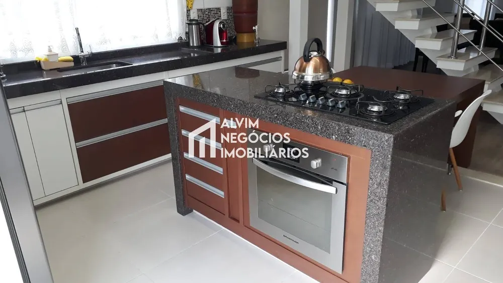 Casa, 3 quartos, 230 m² - Foto 8